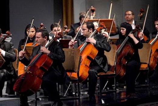 تمرین ارکستر سمفونیک تهران به رهبری "ایوان الیو" بلغاری