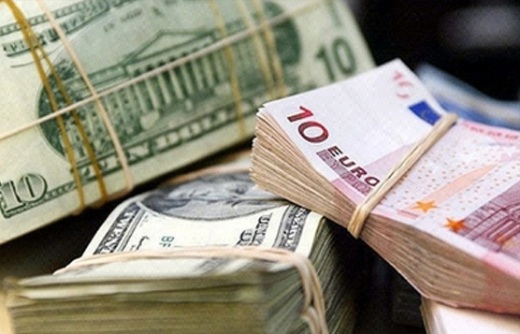 سقف ورود ارز مسافرتی به ایران ۱۰ هزار دلار شد