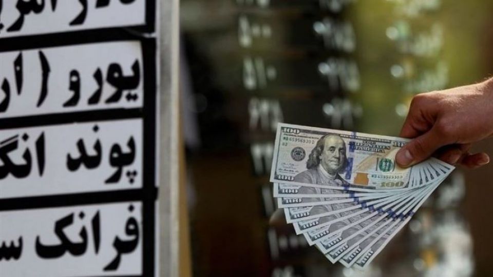 کاهش ۲۵۰۰ تومانی دلار در مهلت ۶۰ روزه ایران به اروپا