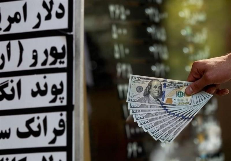 بهمن در بازار ارز؛ نرخ دلار چرا کاهش می‌یابد