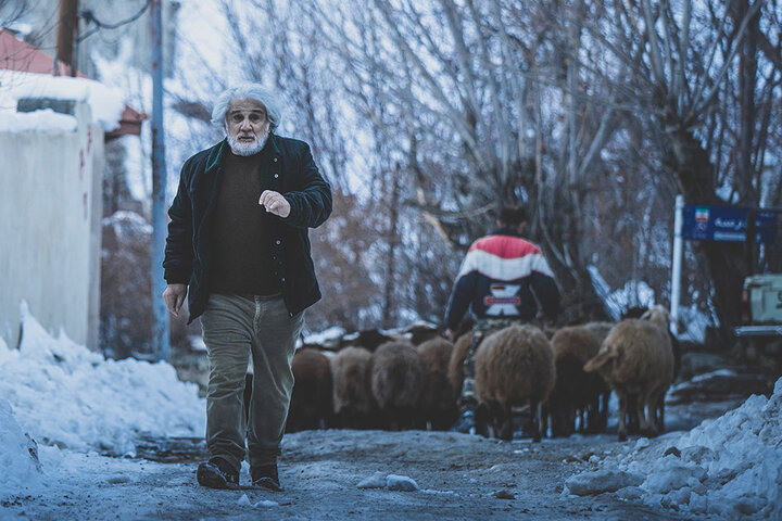 چشم بادومی؛ روایتی از دغدغه های نسل جوان